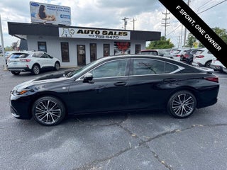 2025 Lexus ES 300h Premium