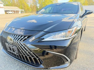 2022 Lexus ES 350 Premium