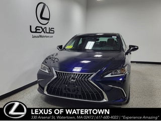 2024 Lexus ES 300h Luxury