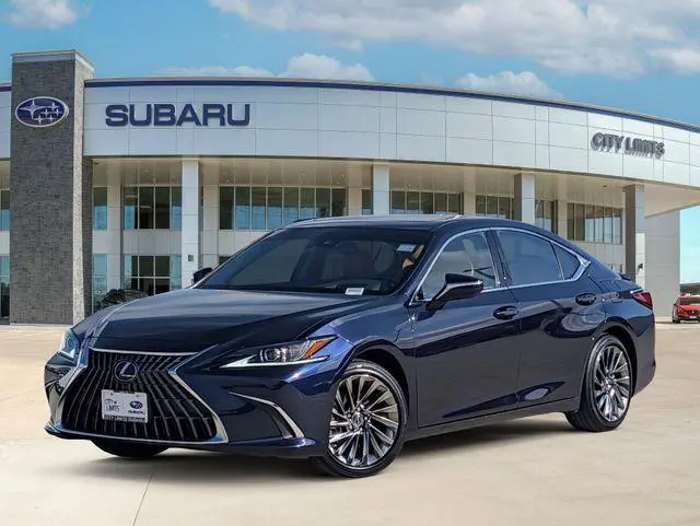 2025 Lexus ES 300h Luxury