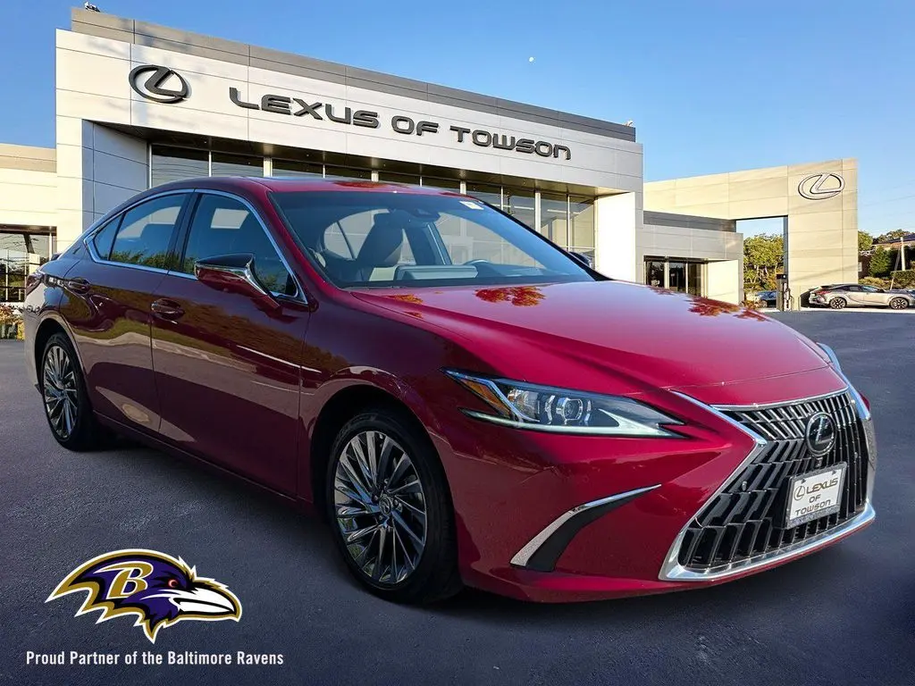 2025 Lexus ES 300h Luxury