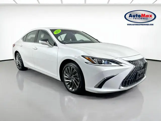 2025 Lexus ES 300h Luxury