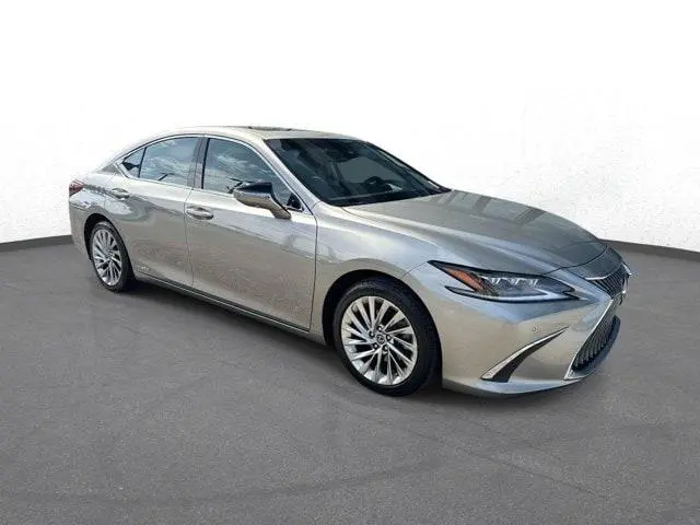 2021 Lexus ES 300h Ultra Luxury