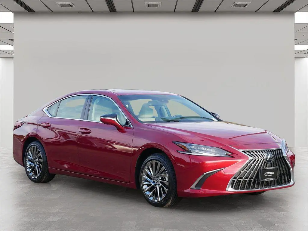 2025 Lexus ES 300h Ultra Luxury
