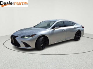 2022 Lexus ES 300h Base