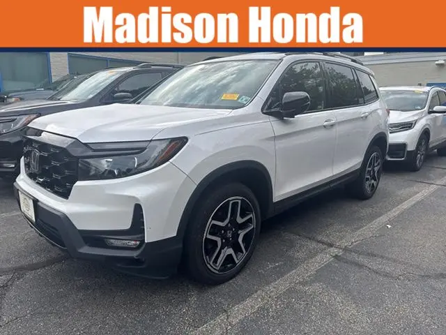 2023 Honda Passport Elite
