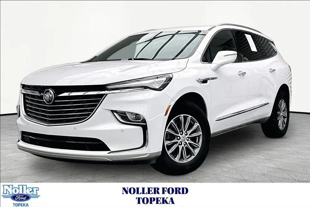 2023 Buick Enclave Essence