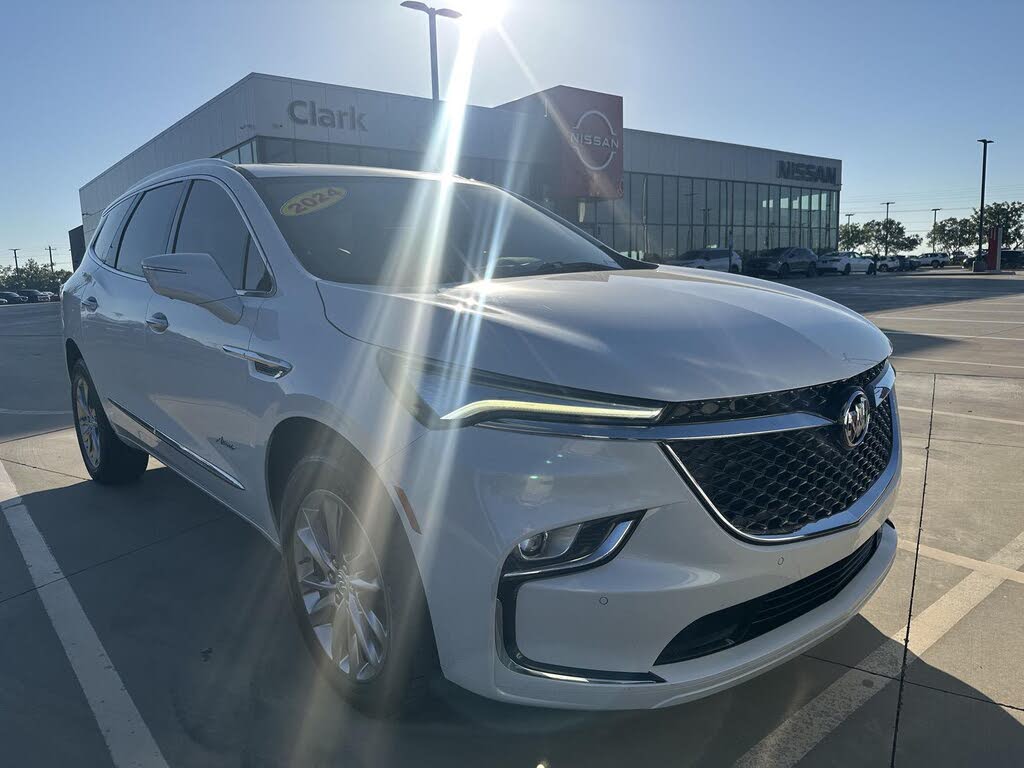 2024 Buick Enclave Avenir