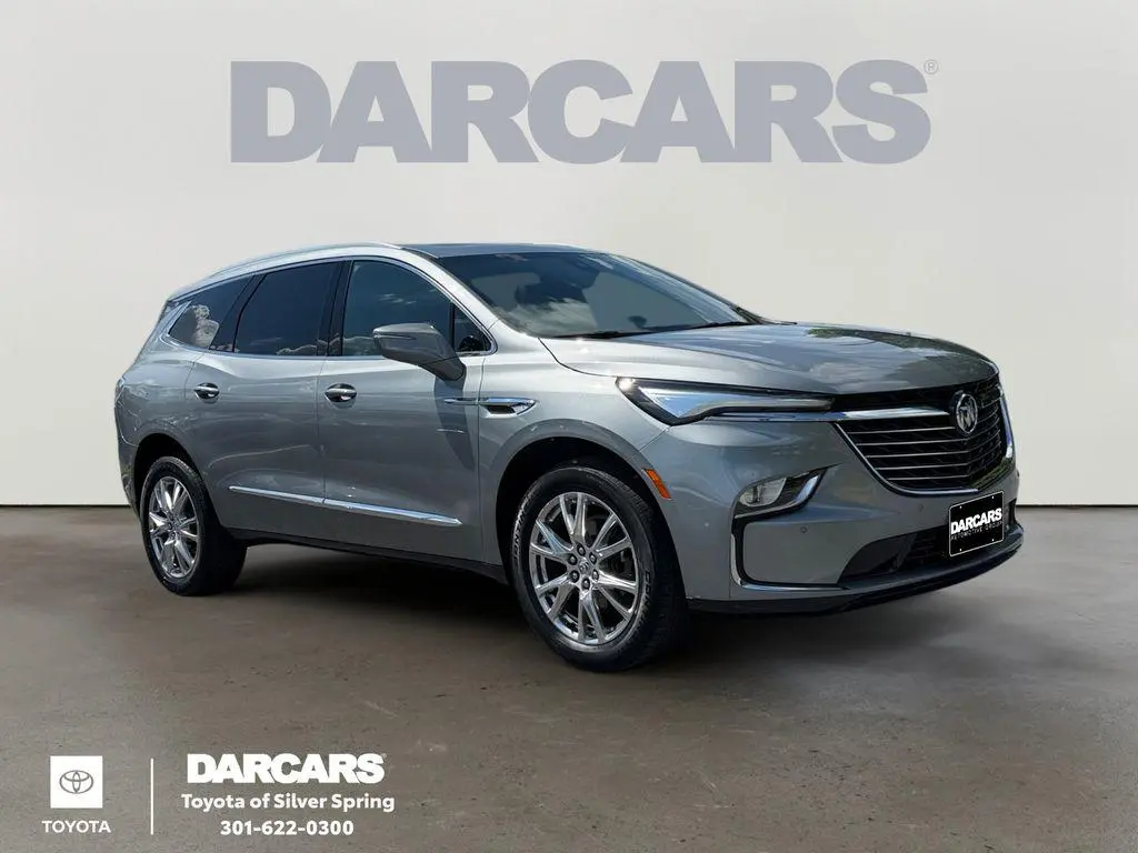 2023 Buick Enclave Essence