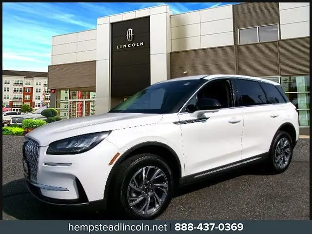 2023 Lincoln Corsair Standard