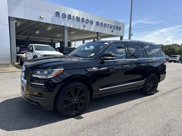 2023 Lincoln Navigator Reserve