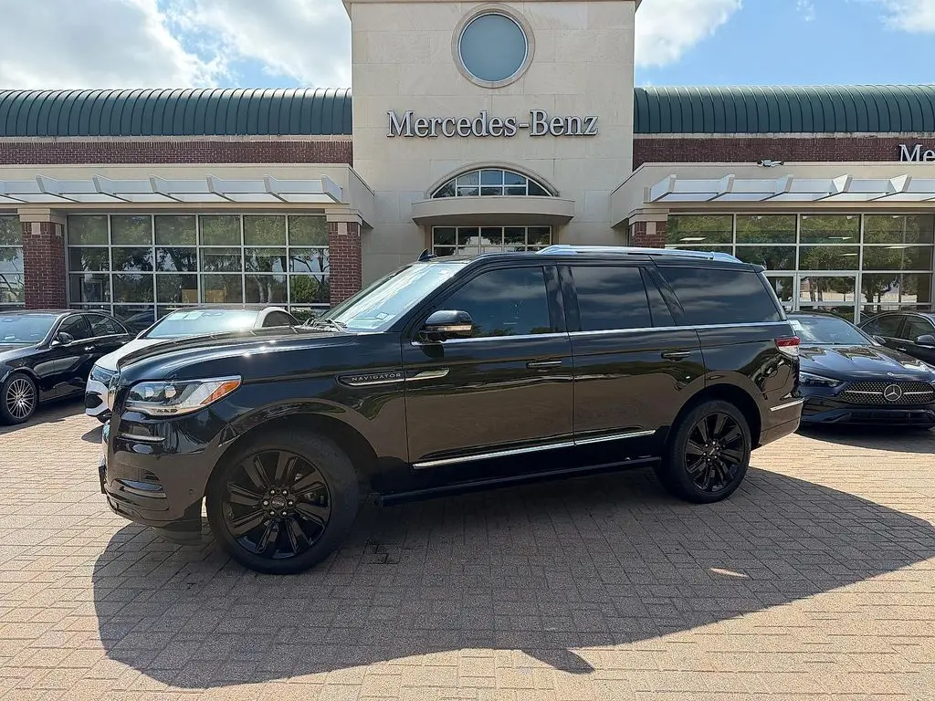 2024 Lincoln Navigator Reserve