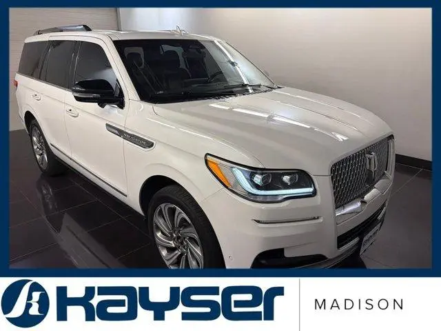 2022 Lincoln Navigator Reserve