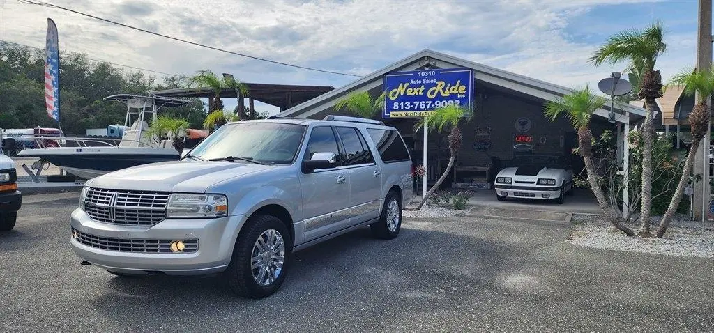 2010 Lincoln Navigator L