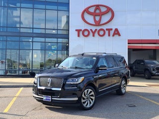 2023 Lincoln Navigator L Reserve