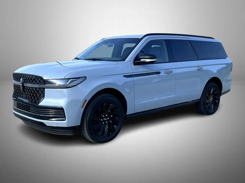2027 Lincoln Navigator Reserve