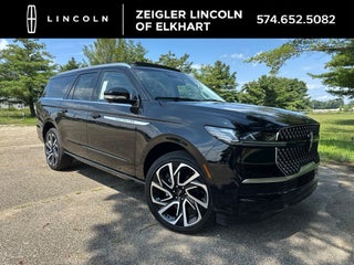 2027 Lincoln Navigator Reserve