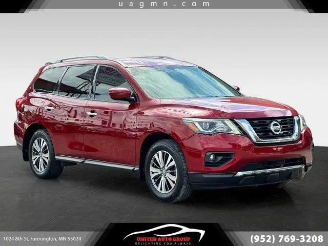 2020 Nissan Pathfinder SV