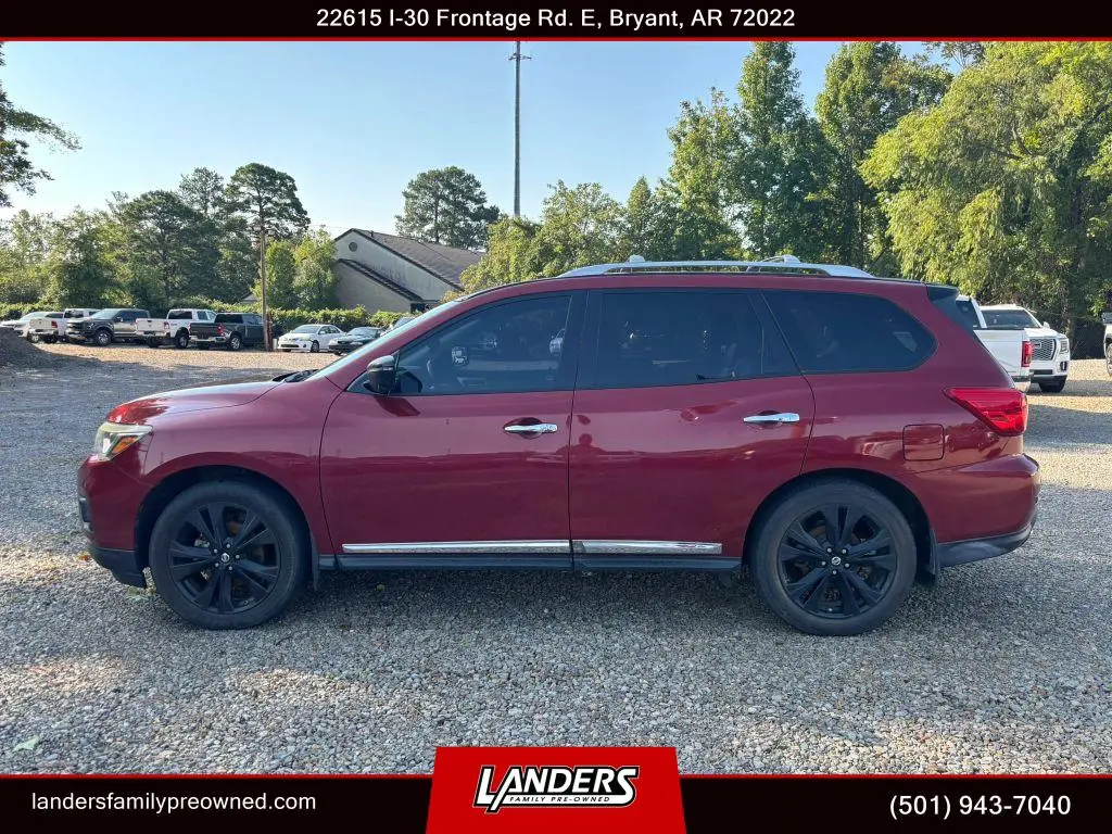 2017 Nissan Pathfinder Platinum
