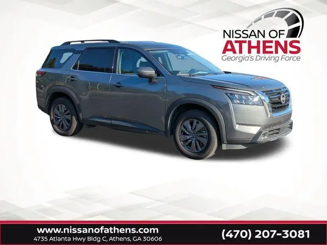 2024 Nissan Pathfinder SV
