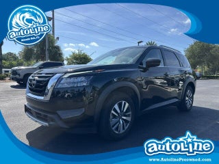 2025 Nissan Pathfinder SL