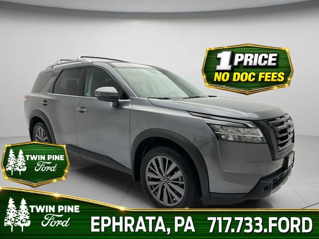 2024 Nissan Pathfinder SL