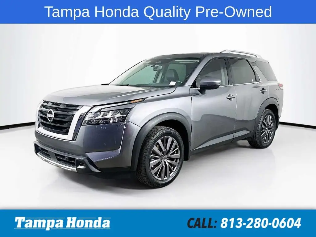 2023 Nissan Pathfinder SL