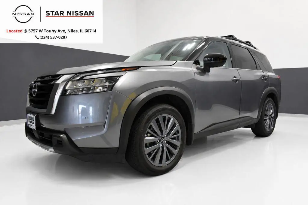 2024 Nissan Pathfinder SL