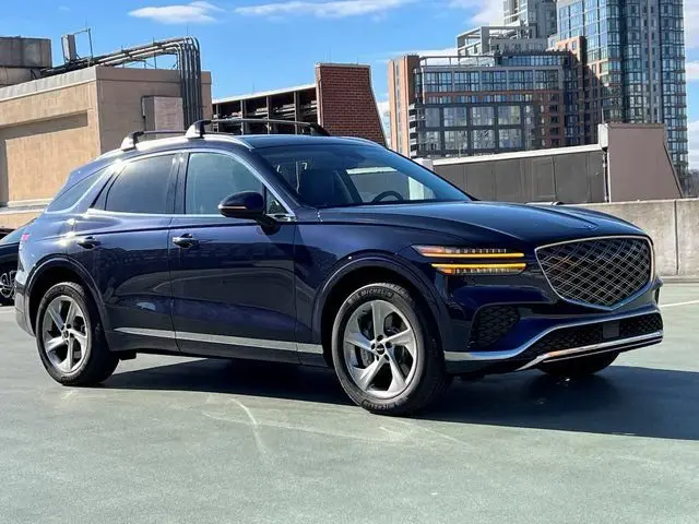 2026 Genesis GV70 Select