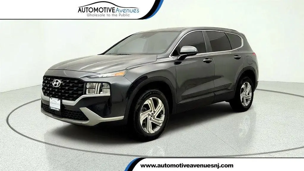 2022 Hyundai Santa Fe SE