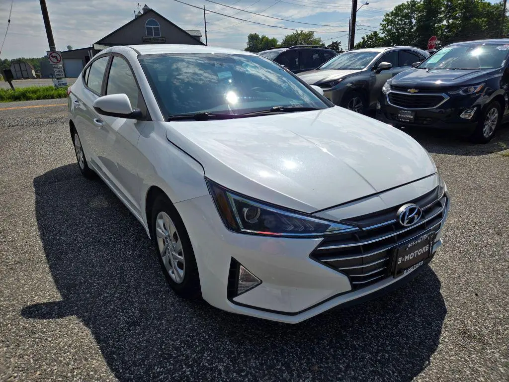 2020 Hyundai Elantra SE