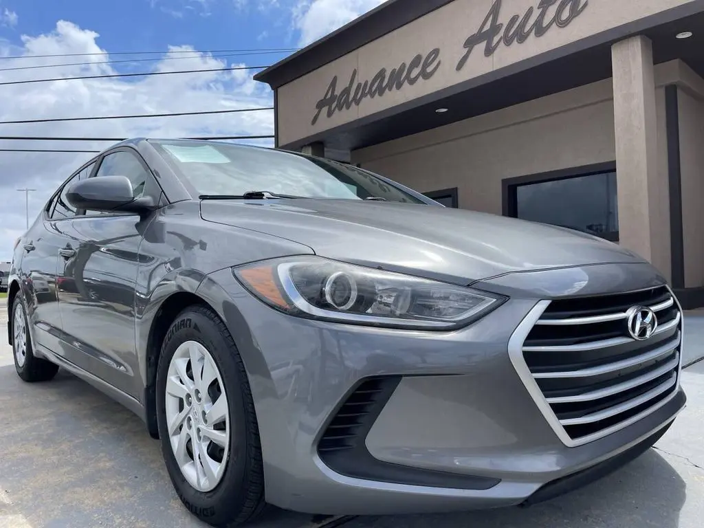 2018 Hyundai Elantra SE