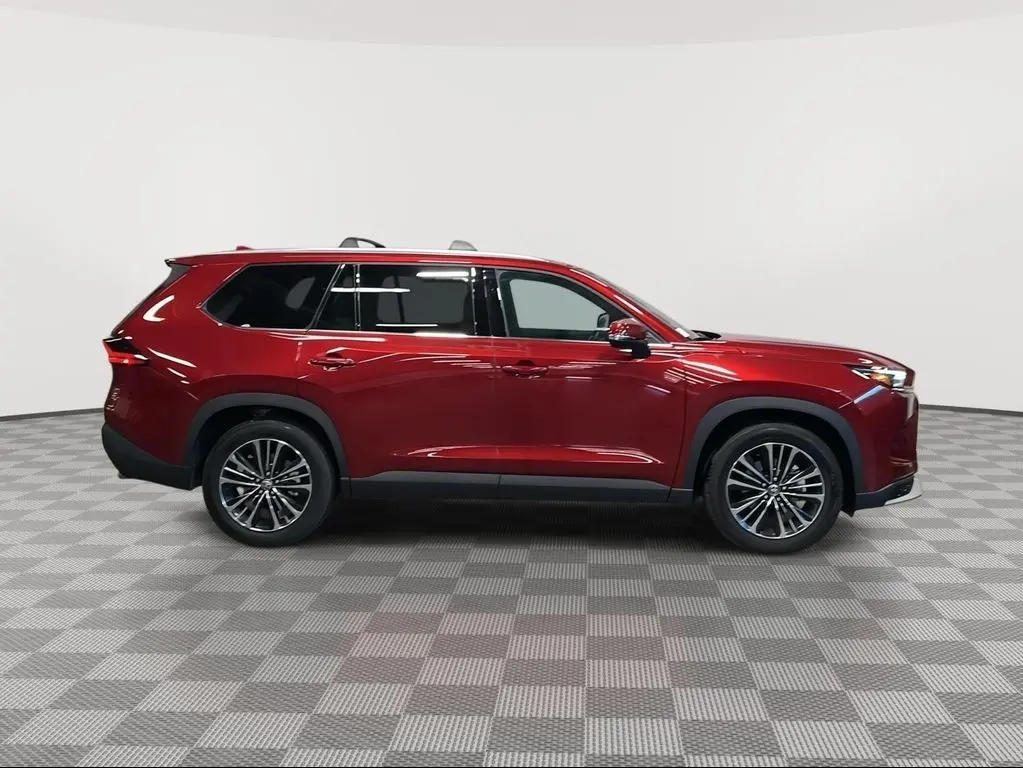 2025 Toyota Grand Highlander Hybrid Limited Max