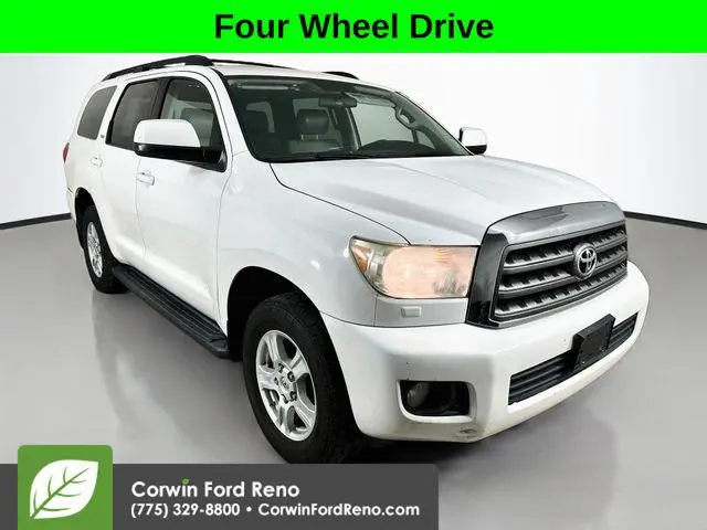 2013 Toyota Sequoia SR5