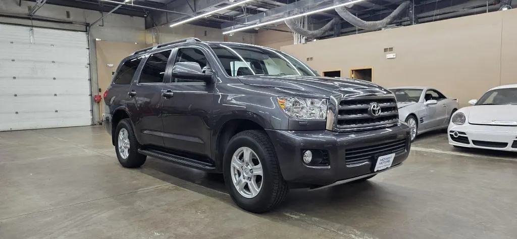 2017 Toyota Sequoia SR5