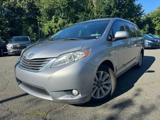 2013 Toyota Sienna XLE