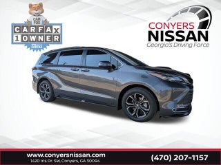 2025 Toyota Sienna Platinum