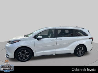 2025 Toyota Sienna Platinum