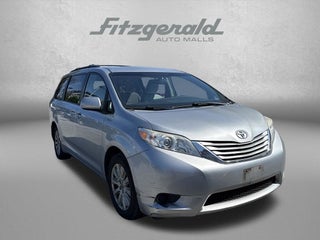 2015 Toyota Sienna LE