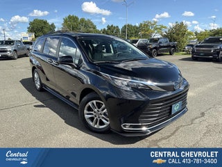 2024 Toyota Sienna XLE