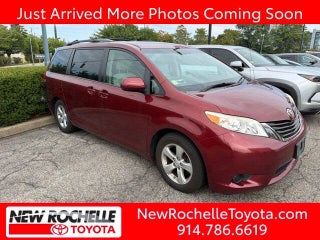 2014 Toyota Sienna LE