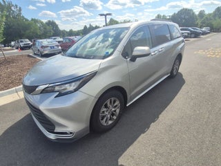 2023 Toyota Sienna XLE