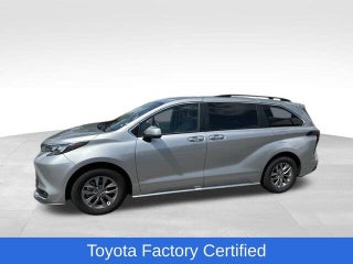 2025 Toyota Sienna XLE