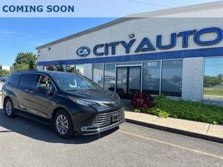 2022 Toyota Sienna XLE