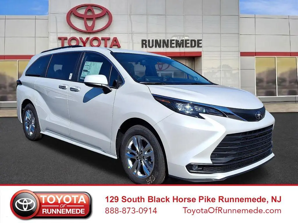 2026 Toyota Sienna XLE