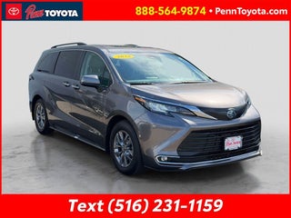 2023 Toyota Sienna XLE