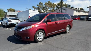 2017 Toyota Sienna XLE