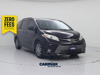2020 Toyota Sienna XLE