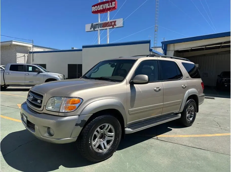 2004 Toyota Sequoia SR5