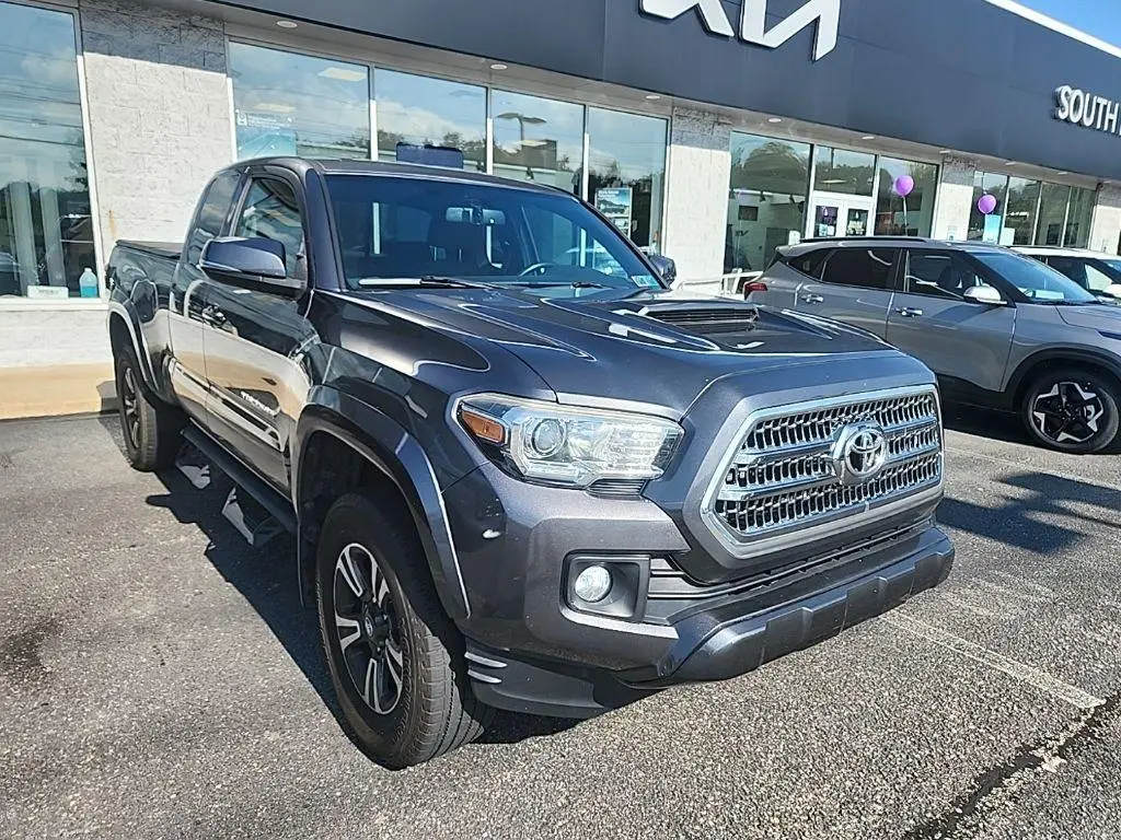 2017 Toyota Tacoma TRD Sport